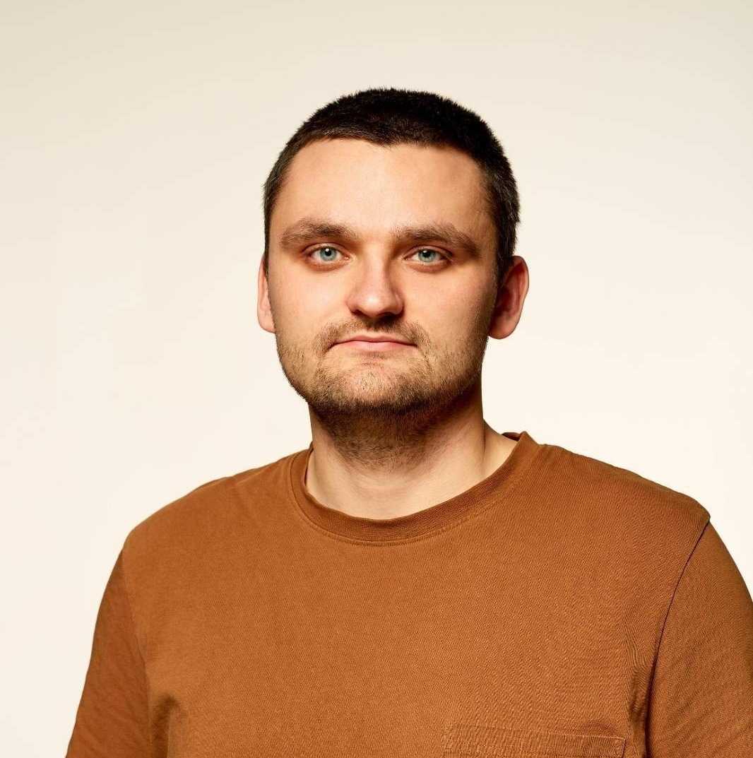 Artem Starosek